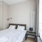 Urban Chic - Cozy Studio Apartment - City Center - Sienna Street